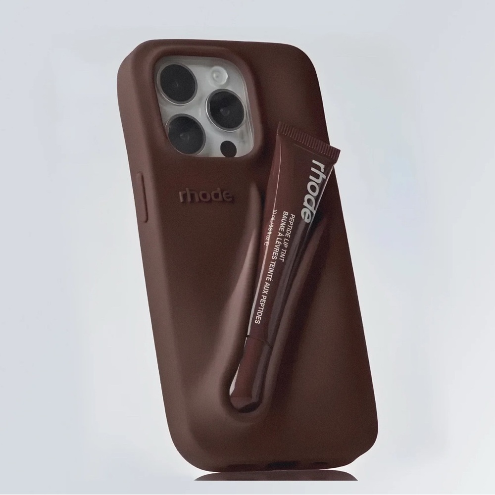 RHODE Chocolate Brown Phone Case iPhone 16 pro apple